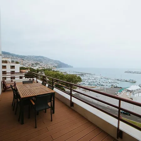 Rooftop Marina Ll By Madeira *